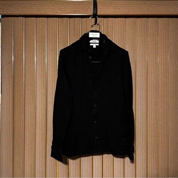 COS Jersey Knit Button Up Shirt in Men’s Size Regular XS 100% Cotton Black - Picture 2 of 3